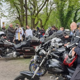 Parafia Kościoła Rzymsko Katolickiego pw. śś. Piotra i Pawła w Kruszwicy - Rozpoczęcie sezonu motocyklowego 