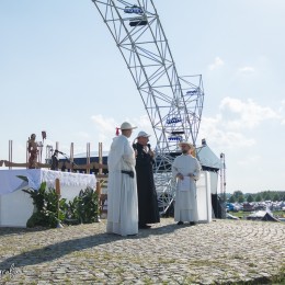 Parafia Kościoła Rzymsko Katolickiego pw. śś. Piotra i Pawła w Kruszwicy - Młodzież na Lednicy 