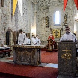 Parafia Kościoła Rzymsko Katolickiego pw. śś. Piotra i Pawła w Kruszwicy - Wielki Piątek